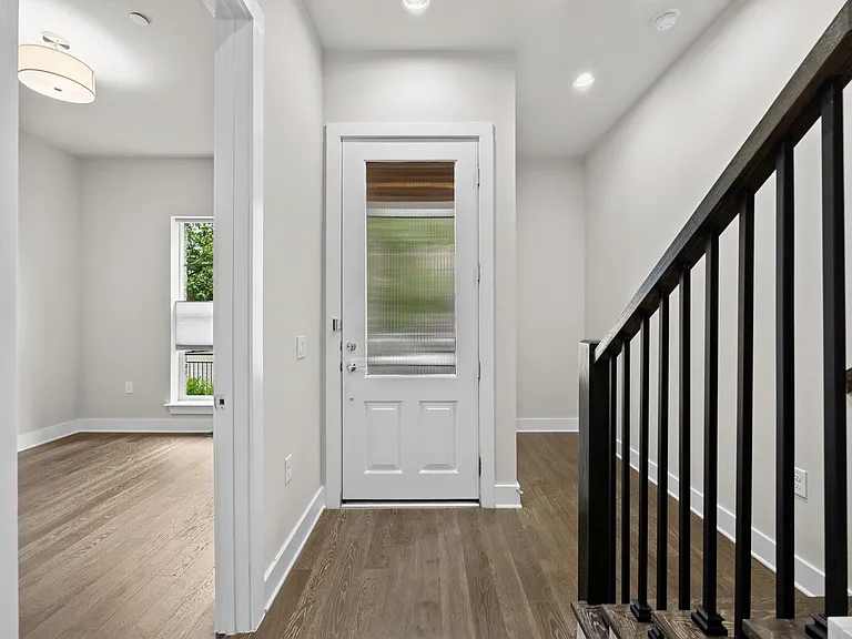 1211 Shore District Rd — Photo 5