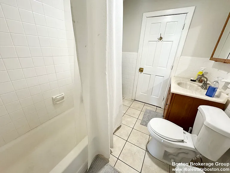 28 Sumner St — Photo 6