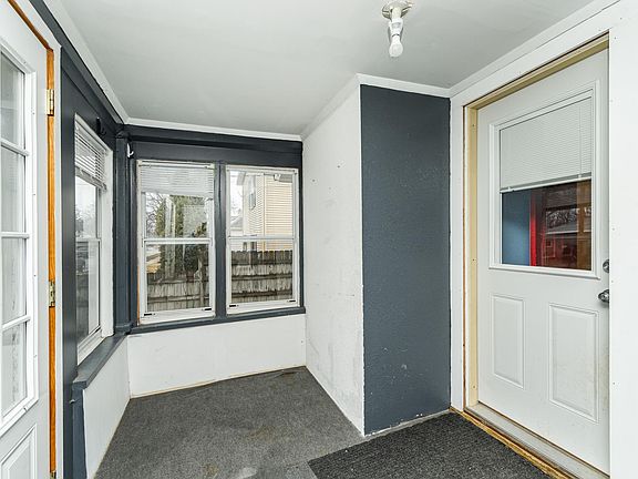 2nd image of 1248 7th Ave SE