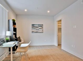 727 Wilcox Ave UNIT 204, Los Angeles, CA 90038