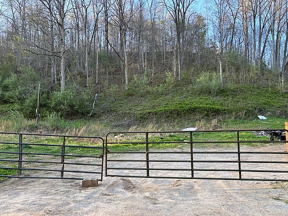 5th image of 810 Buffalo Rd