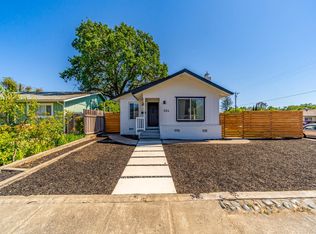 684 Wild Oak Dr, Windsor, CA 95492