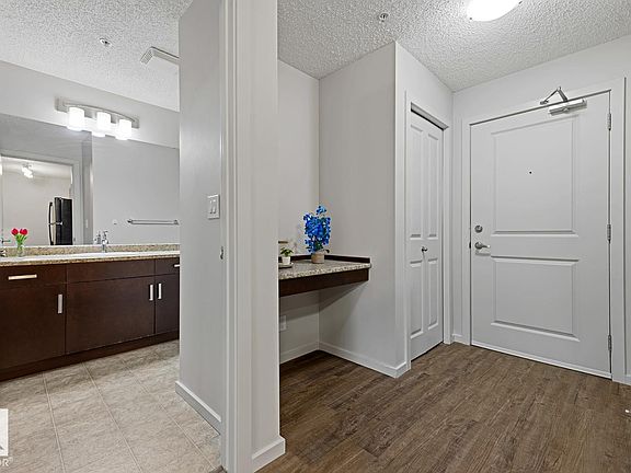 5th image of 5521 7th Ave SW #303