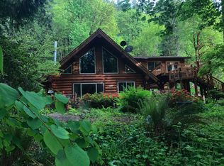 90912 Leashore Dr, Vida, OR 97488