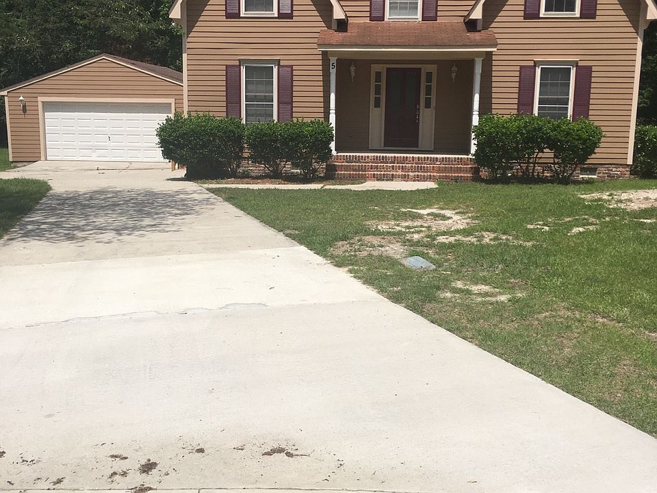 5 Tweed Court