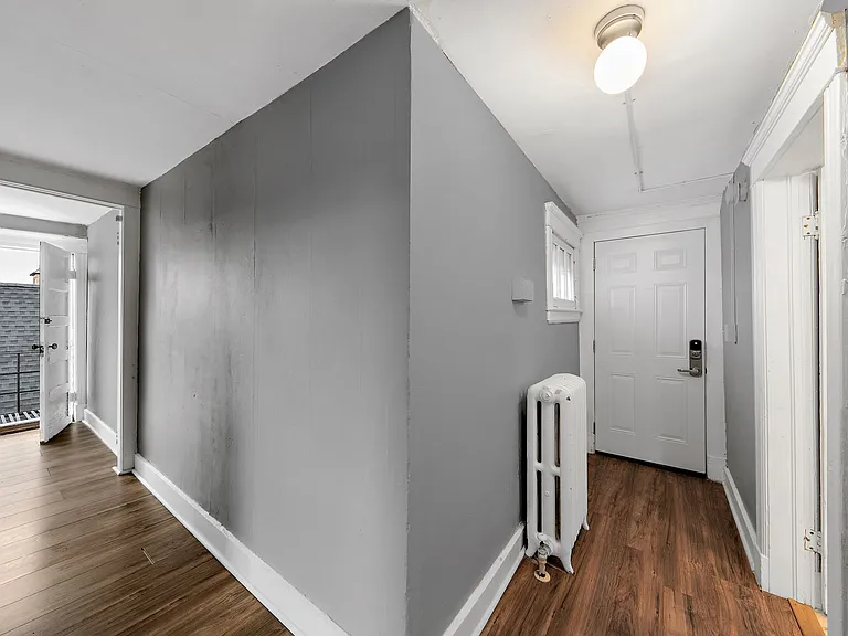 One and Two Bedroom Units with Tons of Natural Light! — Photo 20