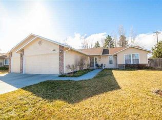 1621 E Cougar Creek Dr, Meridian, ID 83646