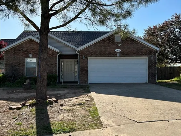 3428 Grainger Cir, Springdale, AR 72764