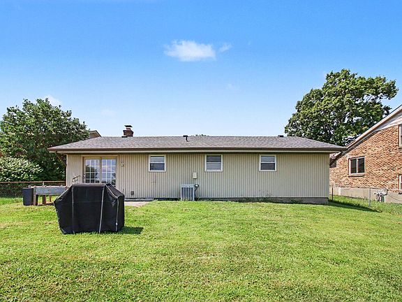 5th image of 205 Merravay Dr