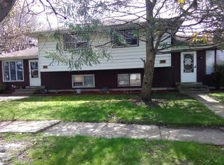 451 Spivak Dr, Schererville, IN 46375