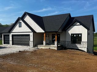 608 Saint James Ct, Old Monroe, MO 63369