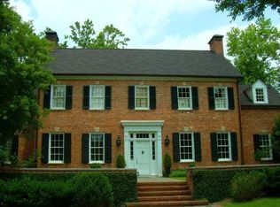 740 Milledge Cir, Athens, GA 30606