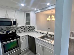 Golden Terrace Condo, North Miami, FL 33161