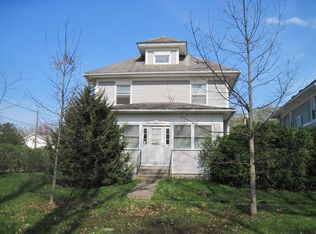 812 Douglas Ave, Ashton, IL 61006