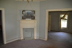 2nd image of 505 Main St N