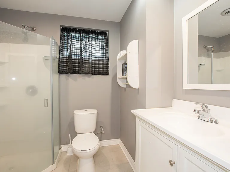 55 Marshall Ave — Photo 14