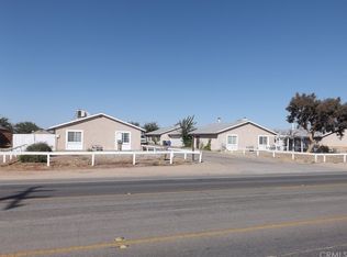 10674 Kiowa Rd, Apple Valley, CA 92308