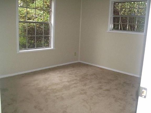 1st bedroom