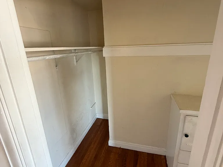 1143 McKinley Ave #18 — Photo 7