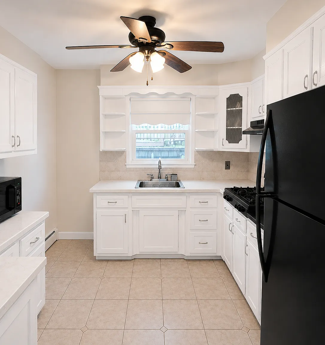 3 bed, 1330 sqft, $3,500 — Photo 2