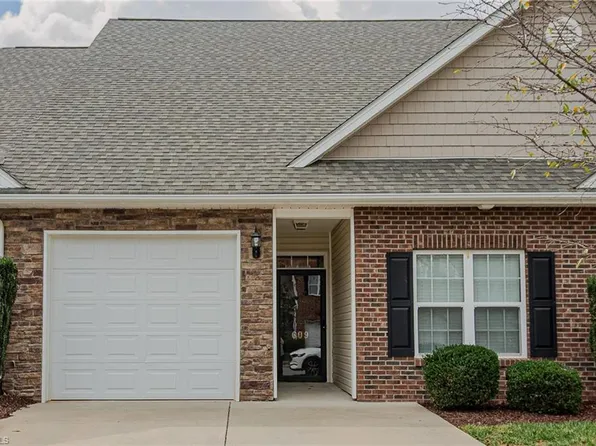 609 Village Lake Dr, Mebane, NC 27302