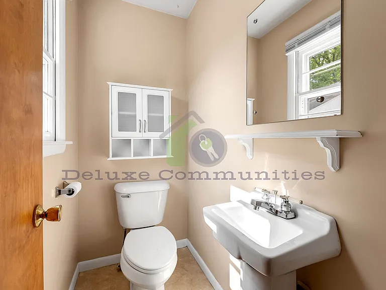 1244 Katrina Dr SE — Photo 24