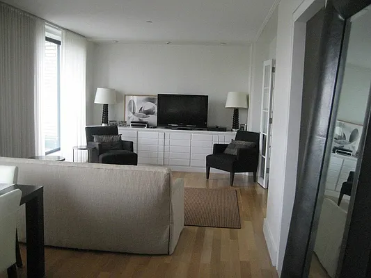 Rented by Sotheby's International Realty | media 25