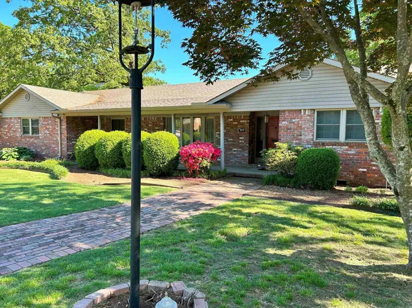 7409 Choctaw Rd, Little Rock, AR 72205