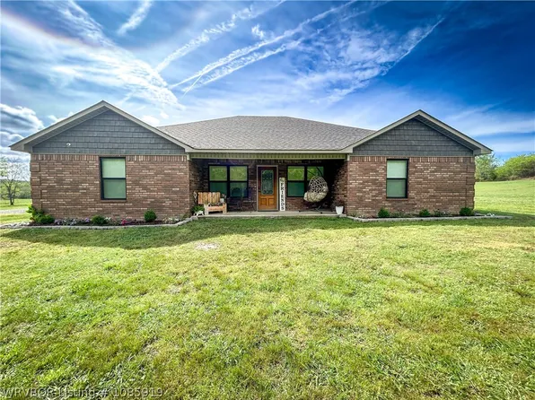 40501 210th Ave, Howe, OK 74940