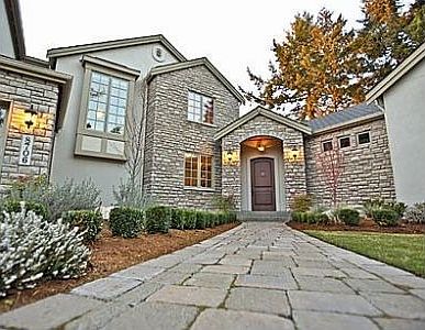 2nd image of 8706 SE 44th Pl