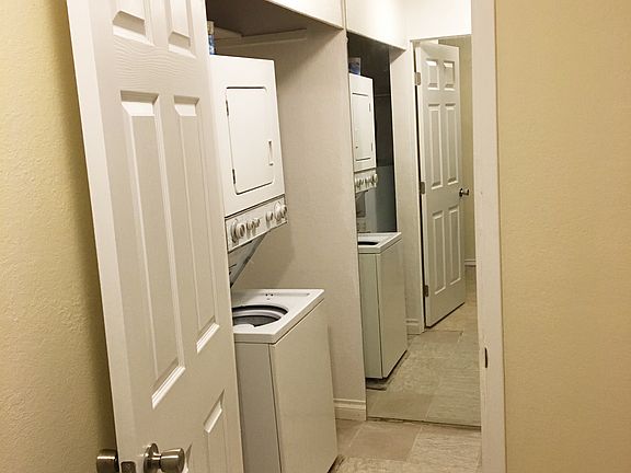 5th image of 4404 146th Pl NE APT N1