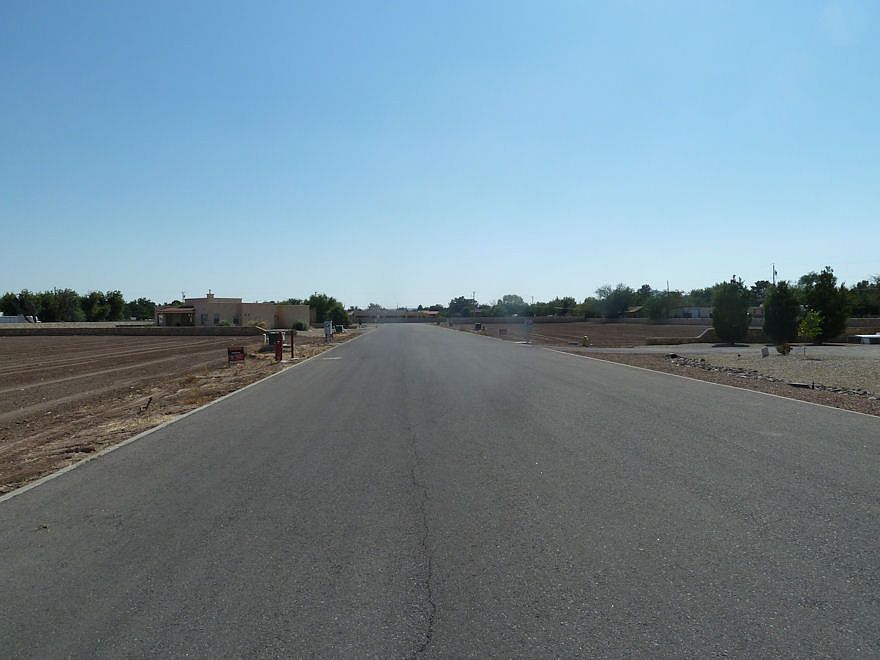 2nd image of 888 Harris Rd