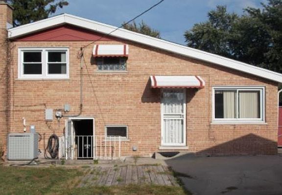 3rd image of 8924 S 49th Ct