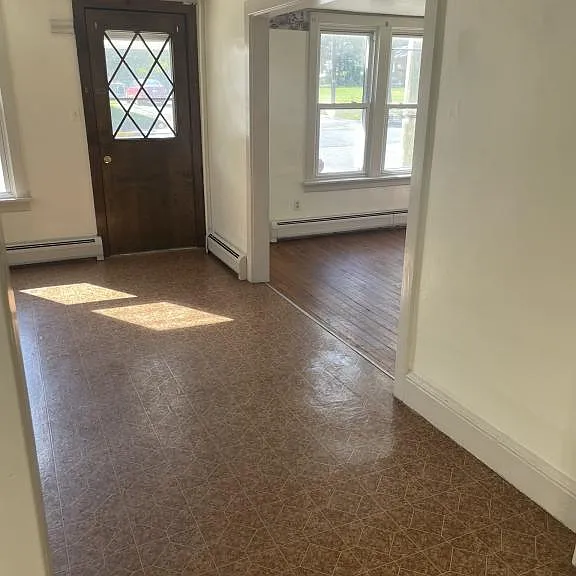 223 Linden Ave — Photo 7