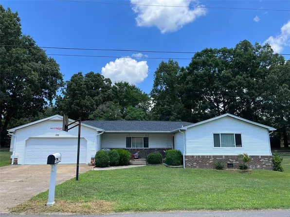 1721 Zehm Ave, Poplar Bluff, MO 63901