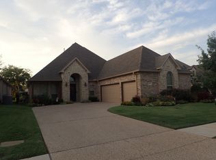 809 Merion Dr, Burleson, TX 76028
