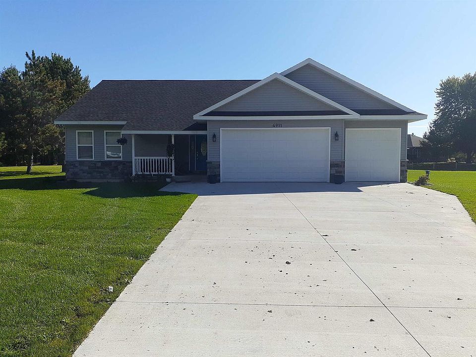 1st image of 4910 PINE NEEDLE WAY