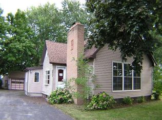 2857 Lyell Rd, Rochester, NY 14606