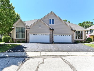411 Meadowdale DRIVE #1, Waukesha, WI, 53188