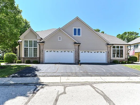 411 Meadowdale DRIVE #1, Waukesha, WI 53188