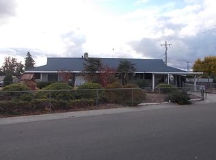 1073 S Cardoza St, Tulare, CA 93274