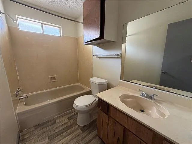 2838 Kingston St #A — Photo 7