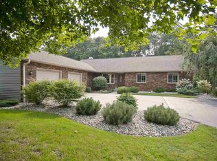 2070 S Mosher Rd, Columbia City, IN 46725
