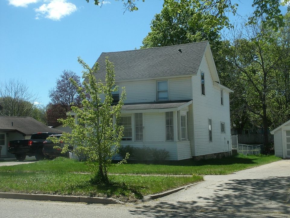 2nd image of 519 Rose Ave