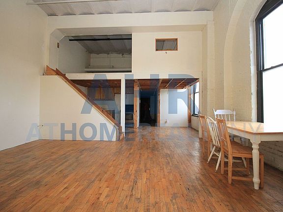 3rd image of 5 Delevan St APT 1J