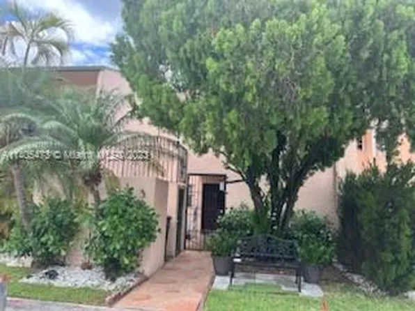 9197 Fontainebleau Blvd APT 3, Miami, FL 33172