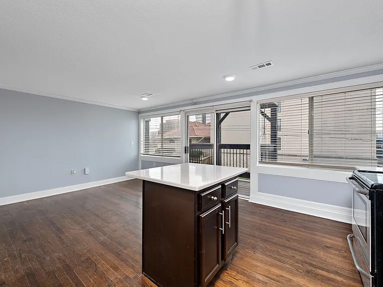 4544 Summit St — Photo 39