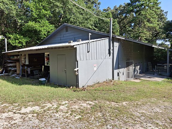 3rd image of 1601 Daulton Dr #1