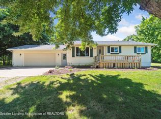 5683 N Gilson Rd, Elsie, MI 48831