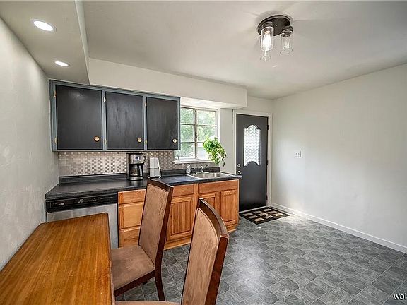 2nd image of 1432 Maxwell Ave NW #1